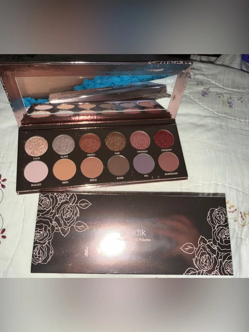 Neutral & Berry Eyeshadow Palette - 12 Shade Matte & Shimmer
